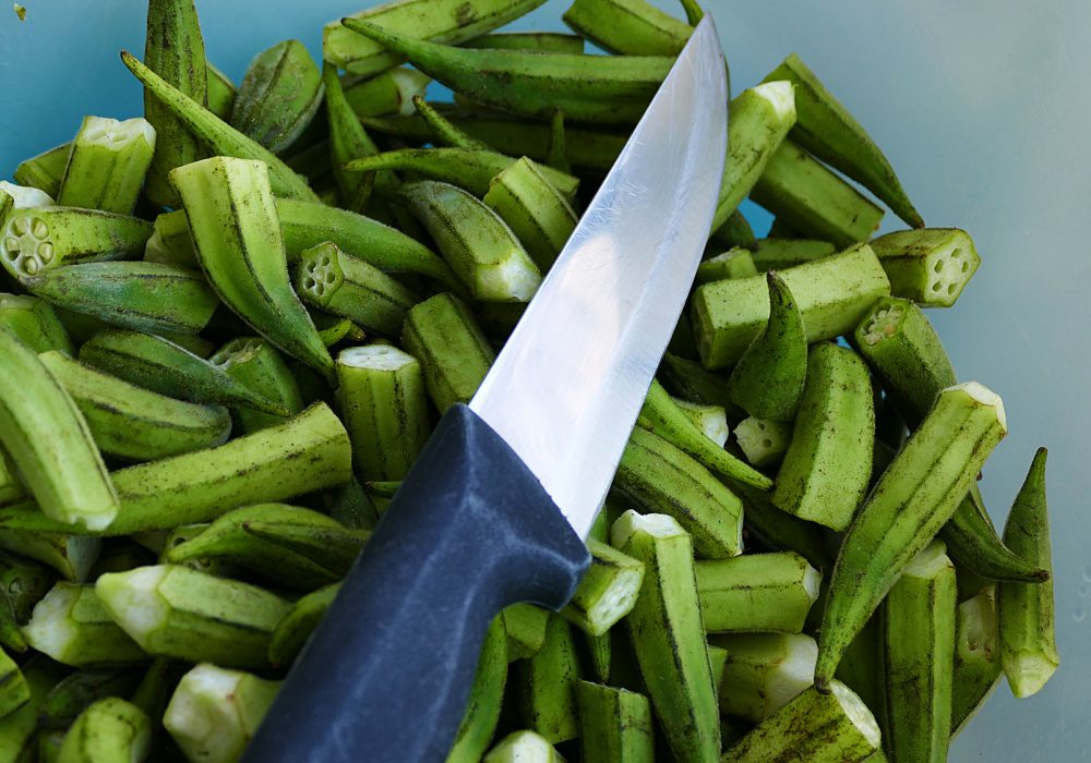 cleaned fresh okra