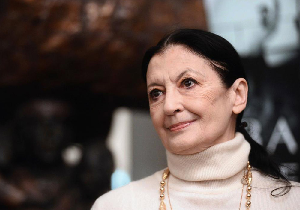 Continuerà a danzare in eterno. Addio a Carla Fracci, l’étoile italiana che ha portato la danza nel mondo